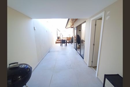 Apartamento para alugar com 550m², 5 quartos e 3 vagas Apartamento para alugar com 550m², 5 quartos e 3 vagasTerraço