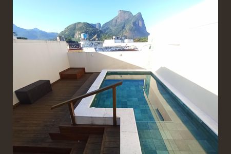 Apartamento para alugar com 550m², 5 quartos e 3 vagas Apartamento para alugar com 550m², 5 quartos e 3 vagasPiscina