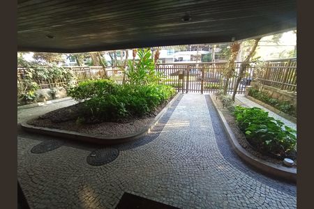 Apartamento para alugar com 550m², 5 quartos e 3 vagas Apartamento para alugar com 550m², 5 quartos e 3 vagasÁrea externa