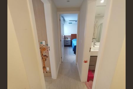 Apartamento para alugar com 550m², 5 quartos e 3 vagas Apartamento para alugar com 550m², 5 quartos e 3 vagasCorredor
