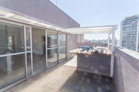 Apartamento à venda com 132m², 1 quarto e sem vaga Apartamento à venda com 132m², 1 quarto e sem vagaCobertura