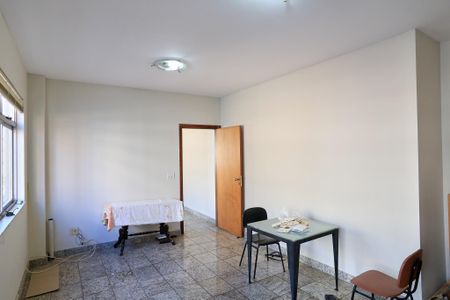 Apartamento para alugar com 350m², 5 quartos e 3 vagas Apartamento para alugar com 350m², 5 quartos e 3 vagasSala de Jantar