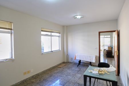 Apartamento para alugar com 350m², 5 quartos e 3 vagas Apartamento para alugar com 350m², 5 quartos e 3 vagasSala de Jantar