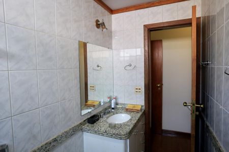 Apartamento para alugar com 350m², 5 quartos e 3 vagas Apartamento para alugar com 350m², 5 quartos e 3 vagasBanheiro