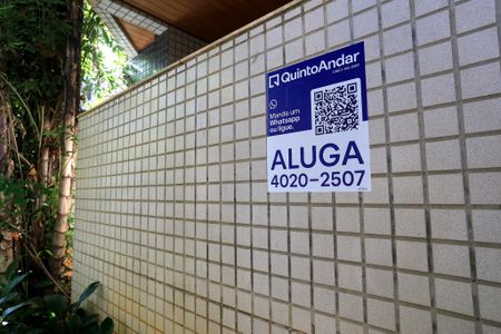 Fachada com Plaquinha de apartamento para alugar com 5 quartos, 350m² em Anchieta, Belo Horizonte