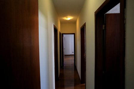 Apartamento para alugar com 350m², 5 quartos e 3 vagas Apartamento para alugar com 350m², 5 quartos e 3 vagasCorredor