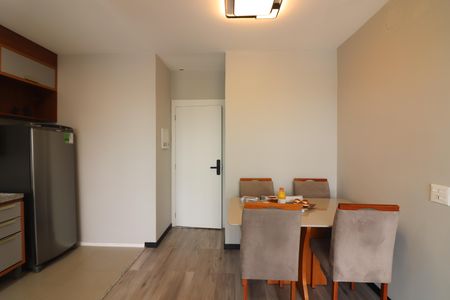 Apartamento para alugar com 61m², 2 quartos e 1 vagaSala 