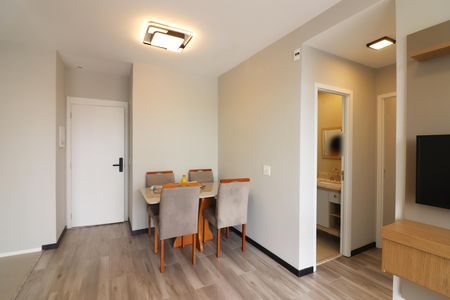 Apartamento para alugar com 61m², 2 quartos e 1 vagaSala 