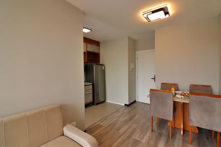 Apartamento para alugar com 61m², 2 quartos e 1 vagaSala 