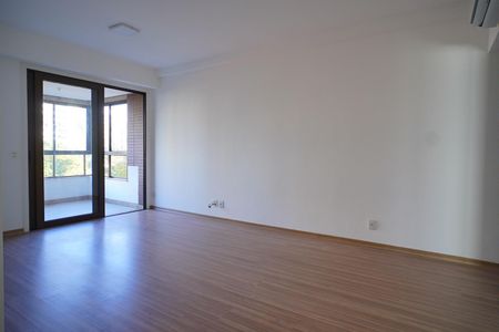 Sala de apartamento para alugar com 2 quartos, 77m² em Moinhos de Vento, Porto Alegre