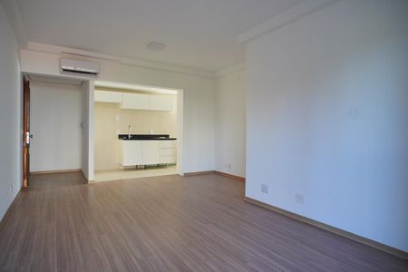 Sala de apartamento para alugar com 2 quartos, 77m² em Moinhos de Vento, Porto Alegre