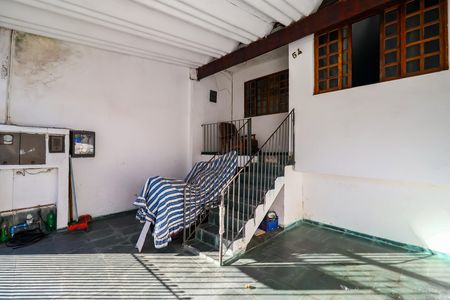 Casa à venda com 191m², 4 quartos e 2 vagas Casa à venda com 191m², 4 quartos e 2 vagasÁrea externa