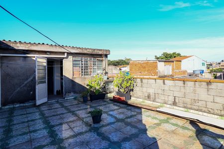 Casa à venda com 191m², 4 quartos e 2 vagas Casa à venda com 191m², 4 quartos e 2 vagasÁrea externa