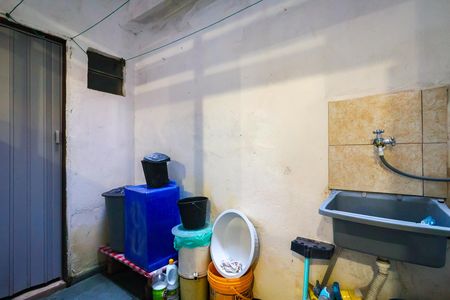 Casa à venda com 191m², 4 quartos e 2 vagas Casa à venda com 191m², 4 quartos e 2 vagasÁrea de serviço