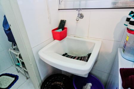 Apartamento à venda com 65m², 2 quartos e 1 vagaÁrea de Serviço