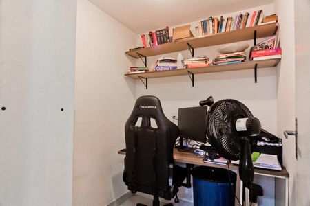 Apartamento à venda com 65m², 2 quartos e 1 vagaÁrea de Serviço