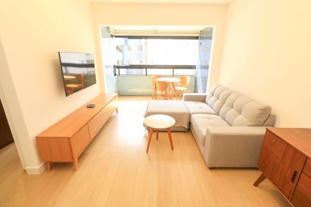 Apartamento para alugar com 1 quarto, 50m² em Caminho das Árvores, Salvador