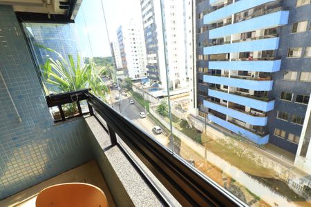 Apartamento para alugar com 1 quarto, 50m² em Caminho das Árvores, Salvador