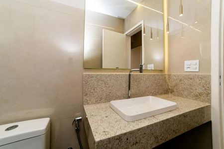 Apartamento para alugar com 110m², 3 quartos e 1 vaga Apartamento para alugar com 110m², 3 quartos e 1 vagaBanheiro da Suíte