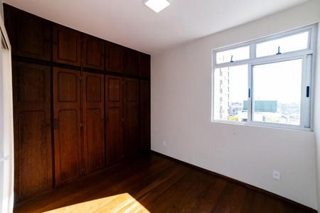 Apartamento para alugar com 110m², 3 quartos e 1 vaga Apartamento para alugar com 110m², 3 quartos e 1 vagaQuarto 2