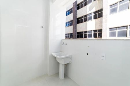 Área de serviço de apartamento para alugar com 3 quartos, 110m² em Santa Efigênia, Belo Horizonte