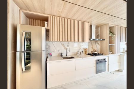 Cozinha de apartamento à venda com 2 quartos, 98m² em Parque Sao Domingos, São Paulo