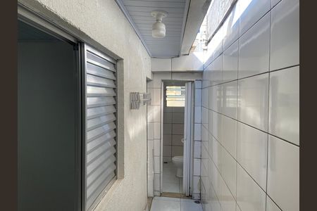Casa para alugar com 80m², 1 quarto e 1 vagaÁrea de Serviço - Área externa 