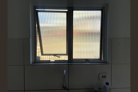 Casa para alugar com 80m², 1 quarto e 1 vagaÁrea de Serviço 