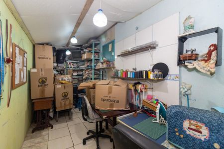 Casa à venda com 200m², 3 quartos e 1 vaga Casa à venda com 200m², 3 quartos e 1 vagaQuarto de Serviço