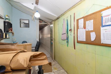 Casa à venda com 200m², 3 quartos e 1 vaga Casa à venda com 200m², 3 quartos e 1 vagaQuarto de Serviço