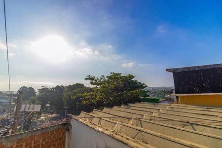 Vista de casa à venda com 3 quartos, 200m² em Realengo, Rio de Janeiro