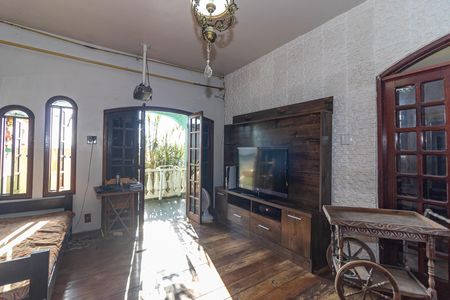 Sala de casa à venda com 3 quartos, 200m² em Realengo, Rio de Janeiro