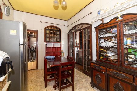 Casa à venda com 200m², 3 quartos e 1 vaga Casa à venda com 200m², 3 quartos e 1 vagaCozinha