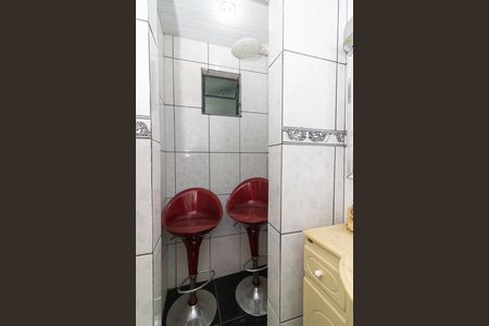 Casa à venda com 200m², 3 quartos e 1 vaga Casa à venda com 200m², 3 quartos e 1 vagaBanheiro de Serviço
