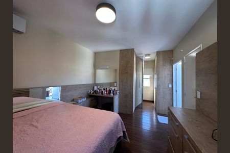 Suíte 3 de casa de condomínio à venda com 3 quartos, 179m² em Vila Sao Luiz (valparaizo), Barueri
