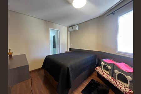 Casa de condomínio à venda com 179m², 3 quartos e 2 vagas Casa de condomínio à venda com 179m², 3 quartos e 2 vagasSuíte 1
