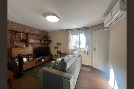 Casa de condomínio à venda com 179m², 3 quartos e 2 vagas Casa de condomínio à venda com 179m², 3 quartos e 2 vagasSala