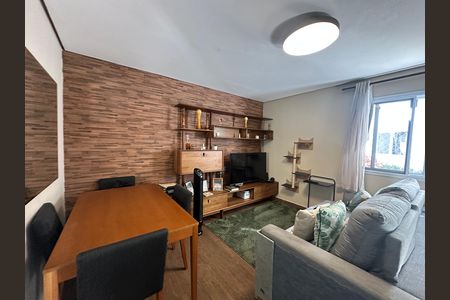 Casa de condomínio à venda com 179m², 3 quartos e 2 vagas Casa de condomínio à venda com 179m², 3 quartos e 2 vagasSala