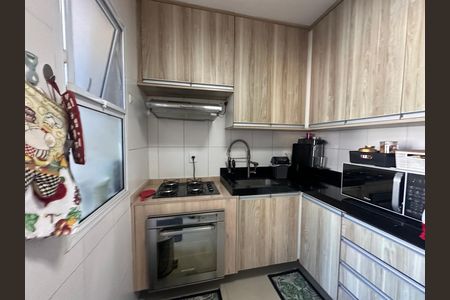 Casa de condomínio à venda com 179m², 3 quartos e 2 vagas Casa de condomínio à venda com 179m², 3 quartos e 2 vagasCozinha