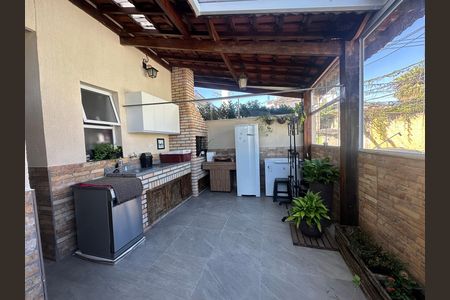 Quintal de casa de condomínio à venda com 3 quartos, 179m² em Vila Sao Luiz (valparaizo), Barueri