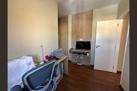 Casa de condomínio à venda com 179m², 3 quartos e 2 vagas Casa de condomínio à venda com 179m², 3 quartos e 2 vagasSuíte 2
