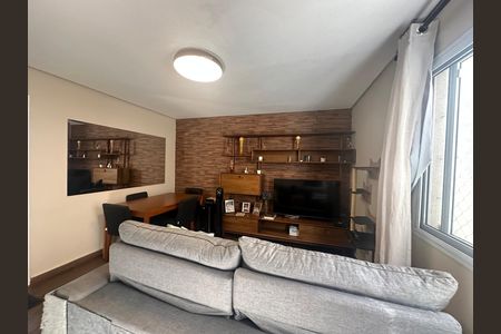 Casa de condomínio à venda com 179m², 3 quartos e 2 vagas Casa de condomínio à venda com 179m², 3 quartos e 2 vagasSala
