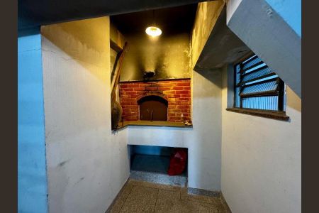 Casa à venda com 262m², 3 quartos e 2 vagasFoto 01