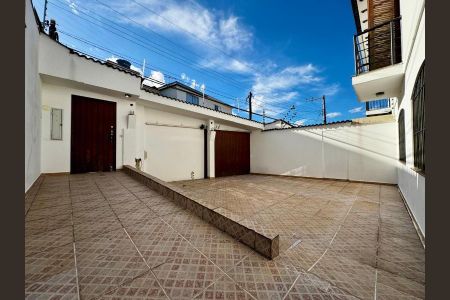 Foto 01 de casa à venda com 3 quartos, 262m² em Vila Mazzei, São Paulo