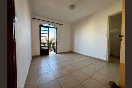 Casa à venda com 262m², 3 quartos e 2 vagasFoto 01