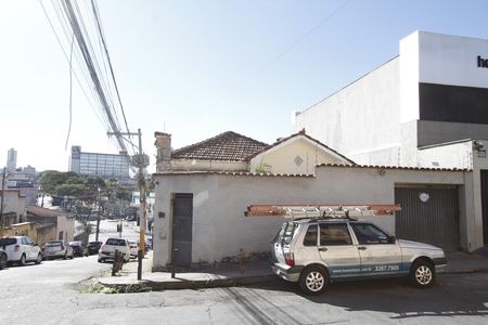 Fachada de casa à venda com 3 quartos, 200m² em Carlos Prates, Belo Horizonte