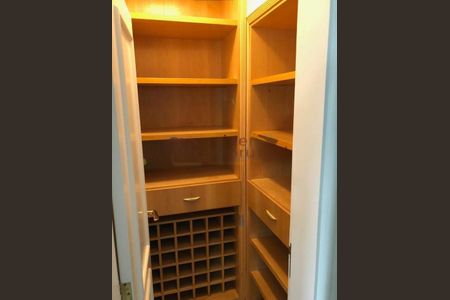 Apartamento para alugar com 4 quartos, 260m² em Indianópolis, São Paulo