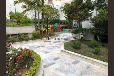Apartamento para alugar com 4 quartos, 260m² em Indianópolis, São Paulo