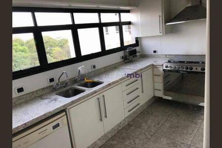 Apartamento para alugar com 4 quartos, 260m² em Indianópolis, São Paulo
