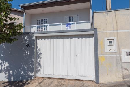 Casa à venda com 204m², 4 quartos e 3 vagasPlaquinha